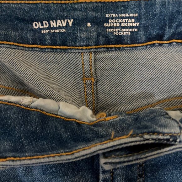 Old Navy Extra High-Rise Rockstar Super Skinny Jeans – Size 8 - Picture 5 of 6